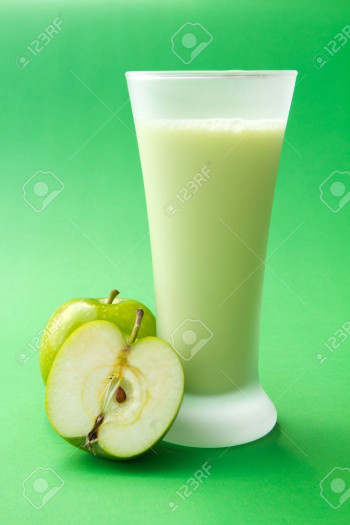Green apple lassi